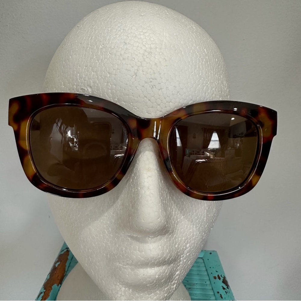 Peepers Center Stage Tortoise Shell Sunglasses
